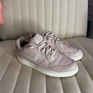 Nike Ebernon Low Sneakers